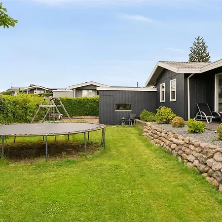 Eweline - 400m From The Sea By Interhome * Egernsund