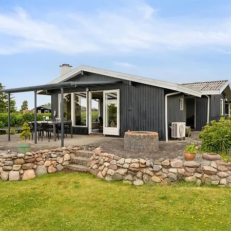 Eweline - 400m From The Sea By Interhome * Egernsund