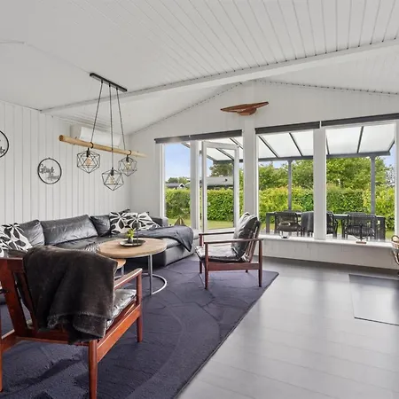 Eweline - 400m From The Sea By Interhome * Egernsund